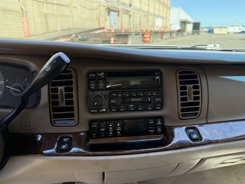 Used 2004 Buick Park Avenue w/ Prestige Feature Package FWD image 33