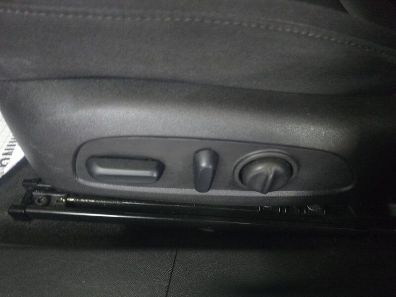 Used 2024 Chevrolet Malibu LT FWD image 18