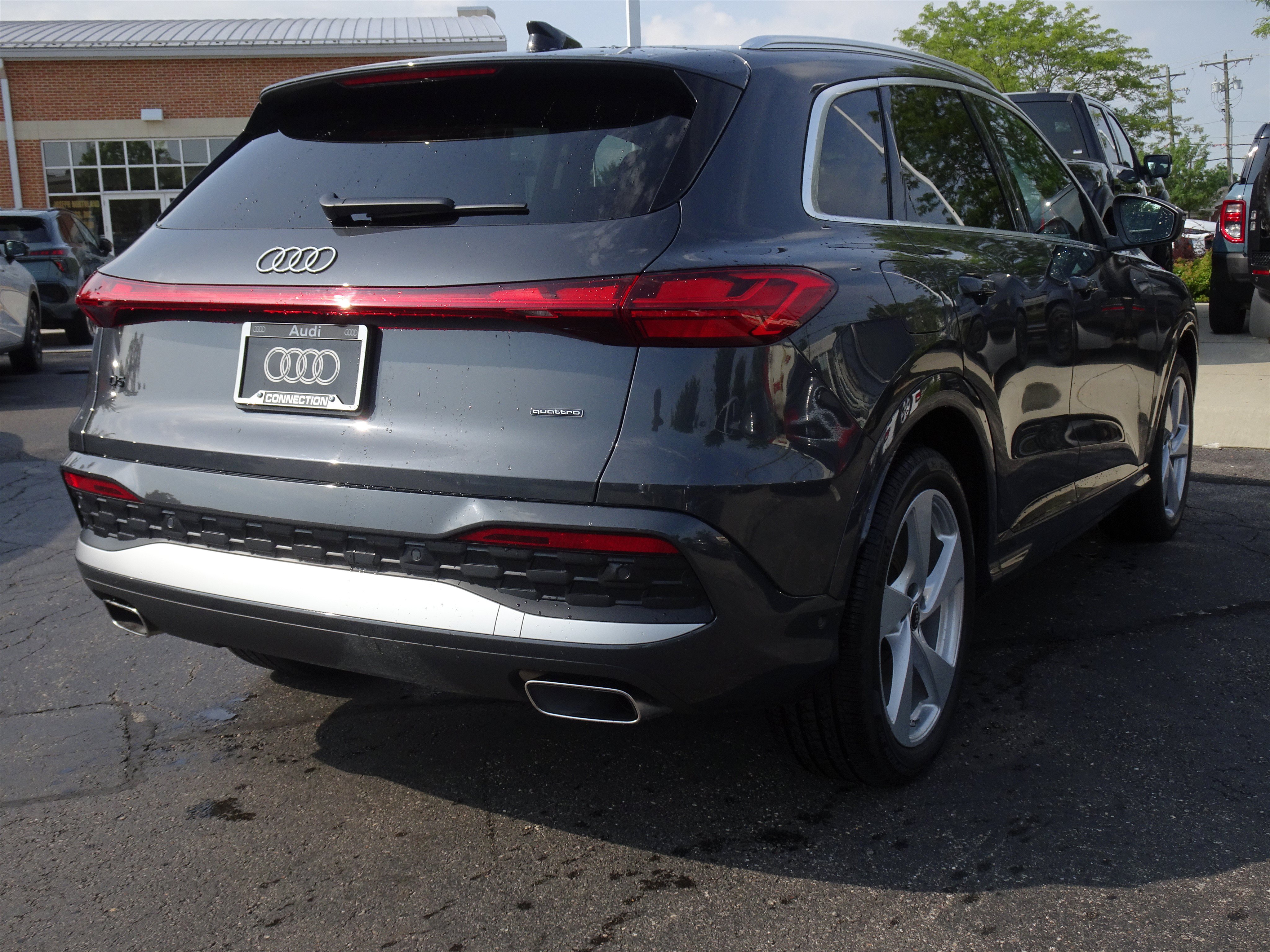 Certified 2025 Audi Q5 Prestige AWD/4WD image 5