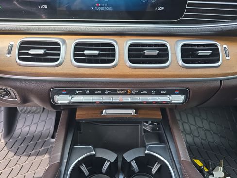 Used 2022 Mercedes-Benz GLE 350 4MATIC image 27