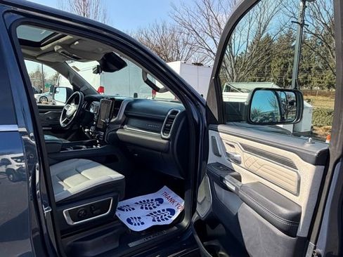 Used 2022 RAM 1500 Limited image 26