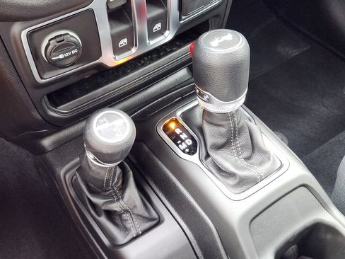 New 2026 Jeep Wrangler Sport AWD/4WD image 15