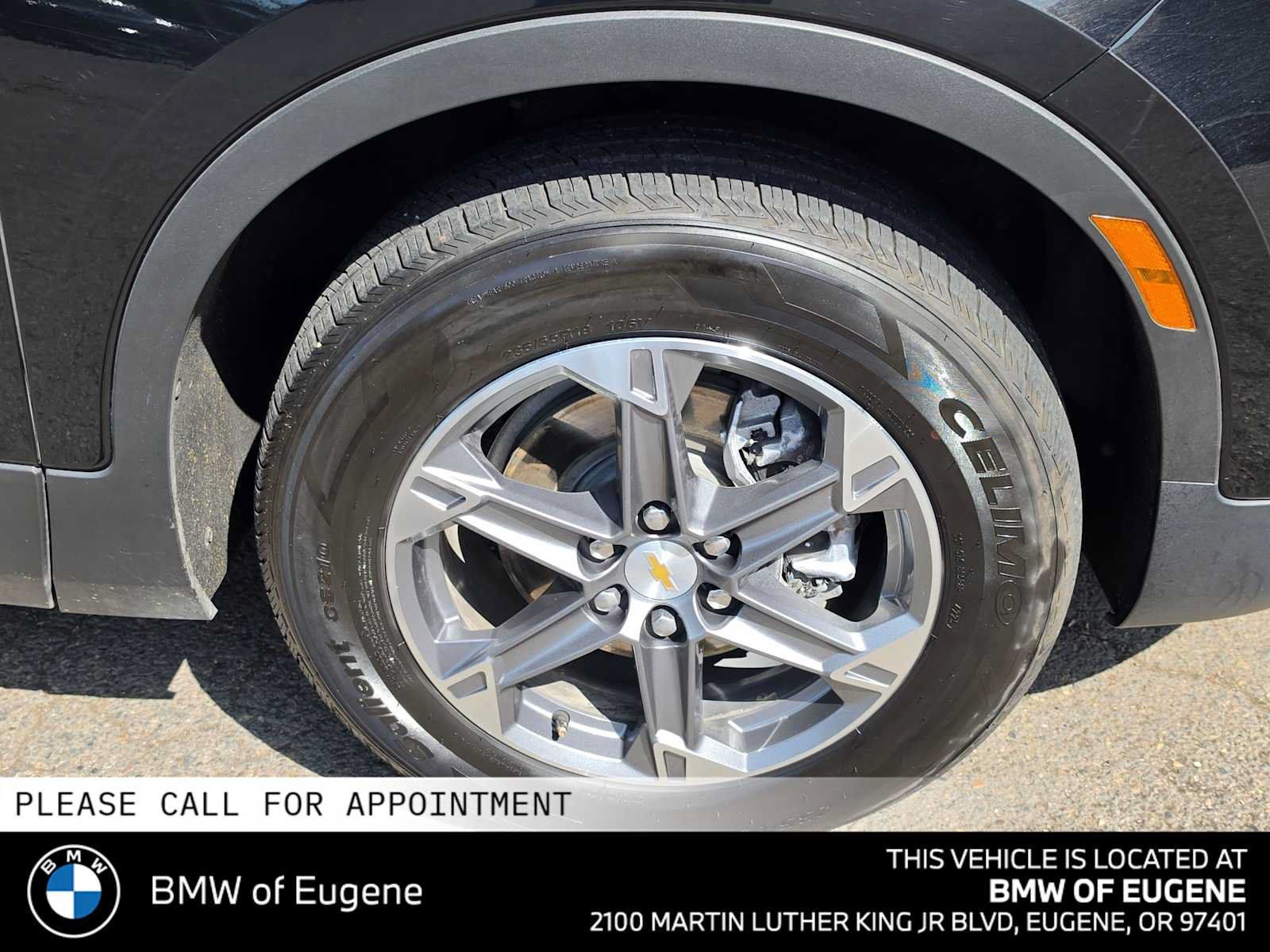 Used 2025 Chevrolet Blazer LT AWD/4WD image 9