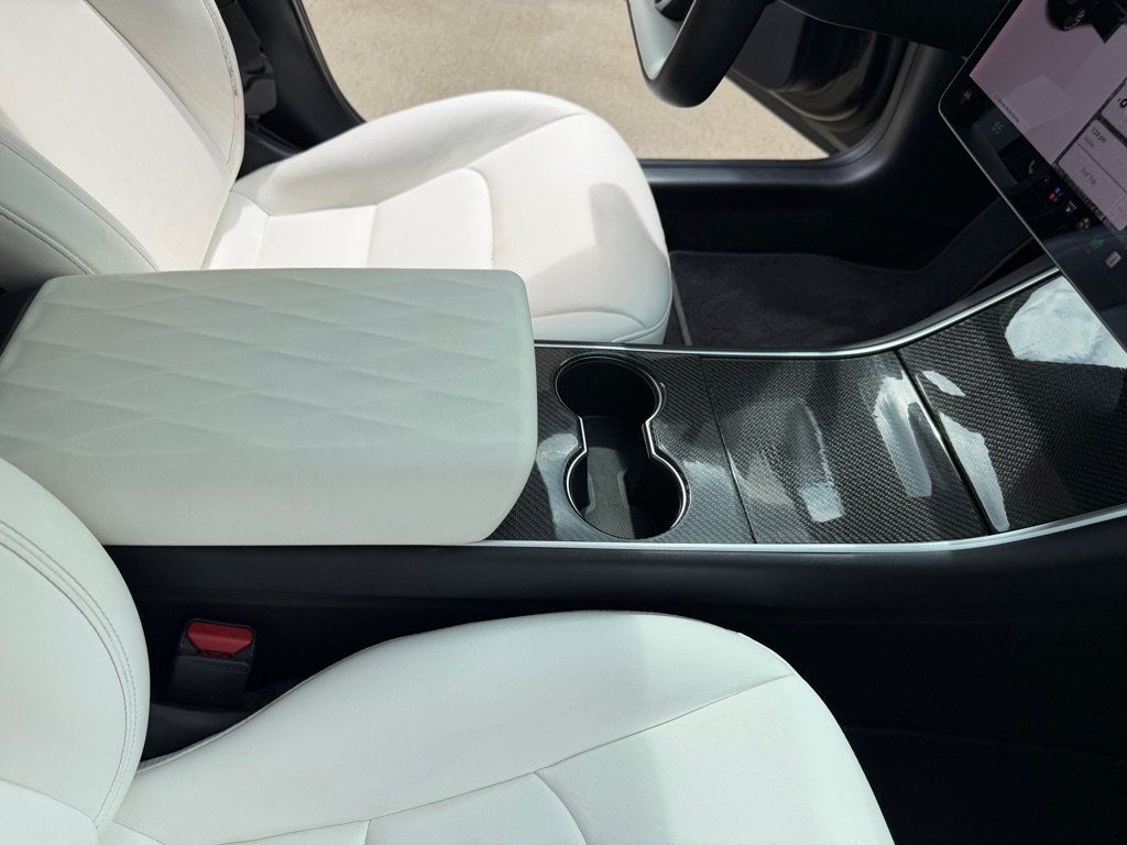 Used 2018 Tesla Model 3 AWD/4WD image 25
