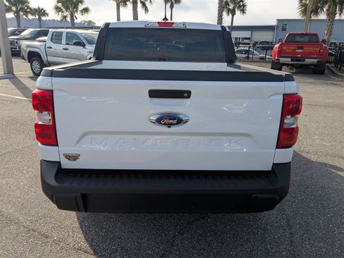 Used 2023 Ford Maverick XLT image 5