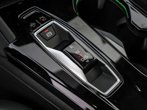 New 2025 Audi Q5 Premium Plus image 22