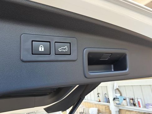 New 2026 Subaru Outback Touring XT AWD/4WD image 16