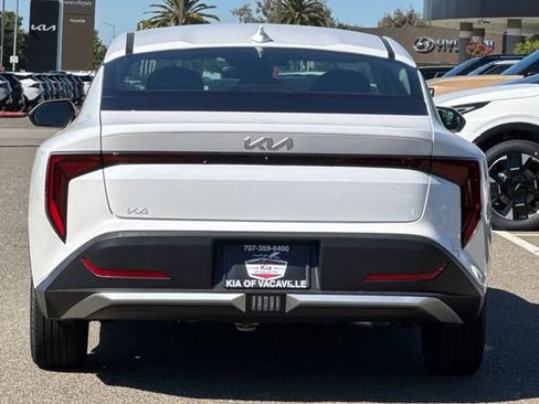 New 2026 Kia K4 FWD image 6