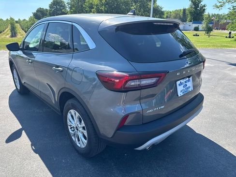 Used 2023 Ford Escape Active AWD/4WD image 5