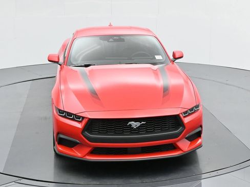 Used 2024 Ford Mustang Coupe RWD image 33