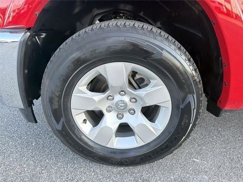 Used 2025 RAM 1500 Big Horn AWD/4WD image 9