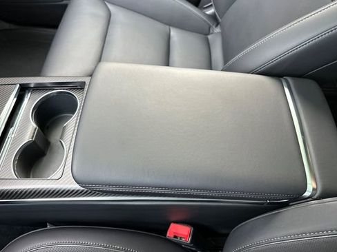 Used 2022 Tesla Model X Plaid image 30