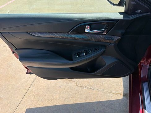 Used 2017 Nissan Maxima Platinum FWD image 13