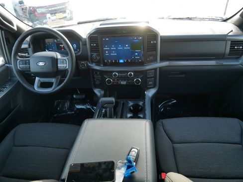 Used 2025 Ford F150 XLT w/ Equipment Group 302A MID image 10