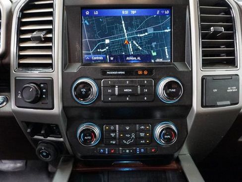 Used 2021 Ford F250 King Ranch w/ King Ranch Ultimate Package AWD/4WD image 18