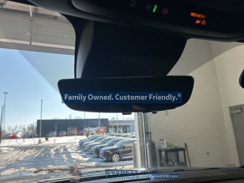 Used 2025 Chevrolet Tahoe Z71 w/ Z71 Off-Road Package image 21