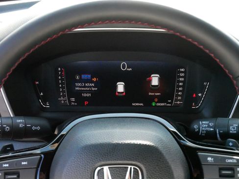 Used 2026 Honda Pilot Black Edition image 21
