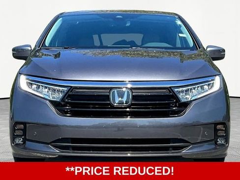 Used 2024 Honda Odyssey Touring image 2