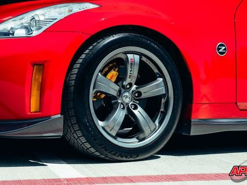 Used 2008 Nissan 350Z NISMO RWD image 47