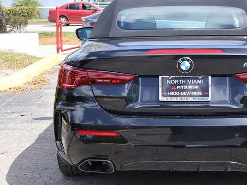 Used 2025 BMW M440i Convertible w/ Premium Package RWD image 19