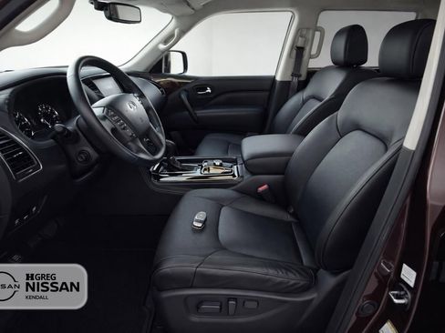 Used 2024 INFINITI QX80 Luxe RWD image 11