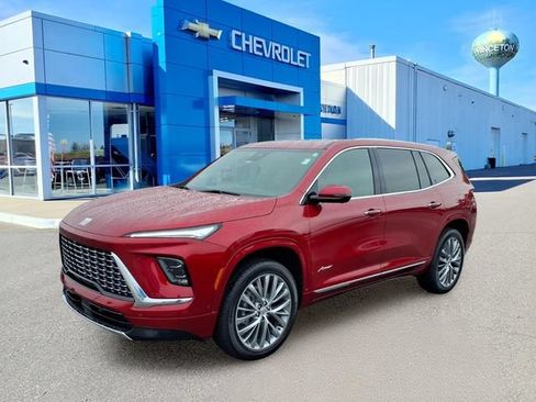 Used 2026 Buick Enclave Avenir w/ Super Cruise Package AWD/4WD image 8