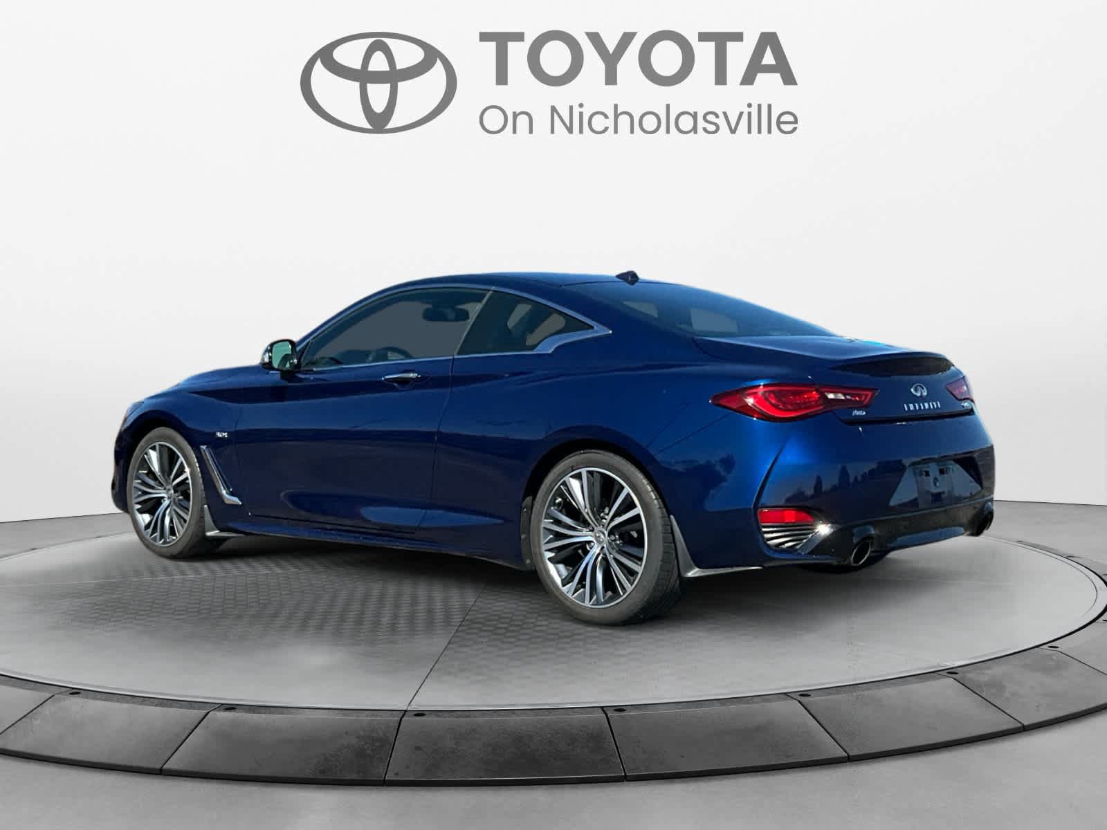 Used 2019 INFINITI Q60 3.0t Luxe w/ Essential Package AWD/4WD image 3