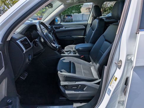 Used 2021 Volkswagen Atlas SEL R-Line AWD/4WD image 25