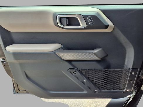 Used 2022 Ford Bronco Wildtrak AWD/4WD image 18