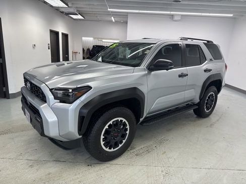 Used 2025 Toyota 4Runner TRD Off-Road Premium image 4