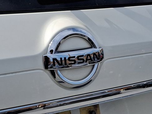 Used 2020 Nissan Rogue SV w/ Premium Package image 29