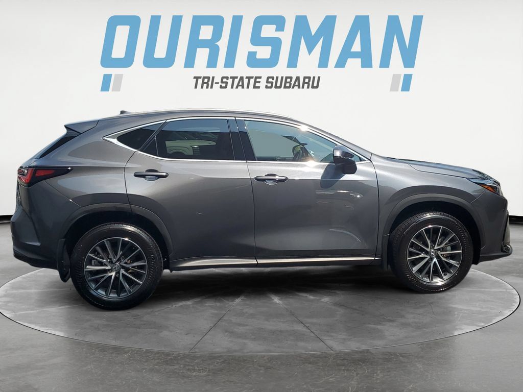 Used 2025 Lexus NX 350h AWD w/ Accessory Package (Z2) image 7