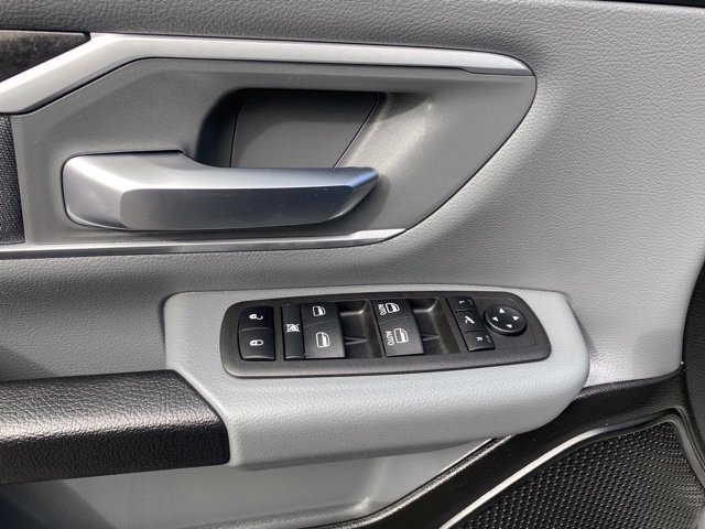 Used 2022 RAM 1500 Big Horn AWD/4WD image 13