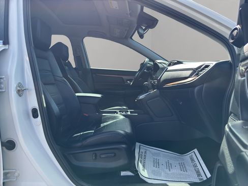 Used 2018 Honda CR-V Touring image 17