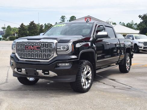 Used 2018 GMC Sierra 1500 Denali w/ Denali Ultimate Package AWD/4WD image 2