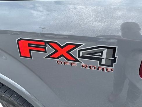 Used 2020 Ford F150 XLT w/ Equipment Group 302A Luxury AWD/4WD image 12