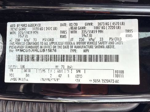 Used 2020 Ford Escape Titanium AWD/4WD image 34