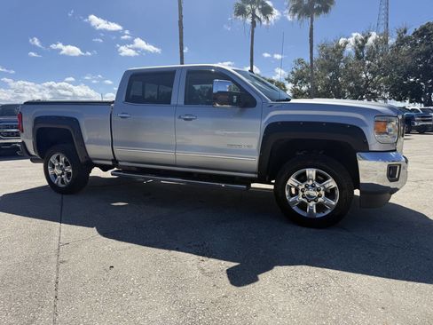 Used 2017 GMC Sierra 2500 SLT w/ Driver Alert Package image 6