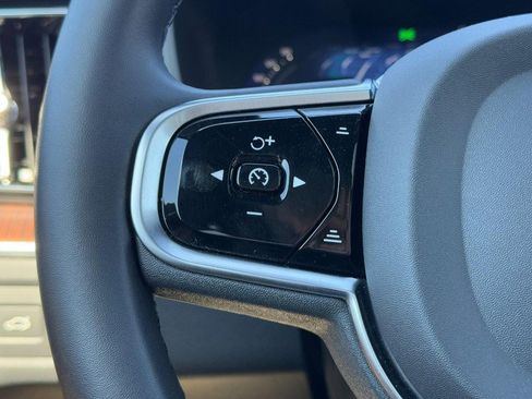 Certified 2023 Volvo XC60 B6 Ultimate image 18