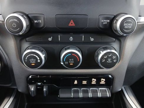 Used 2023 RAM 1500 Lone Star AWD/4WD image 4