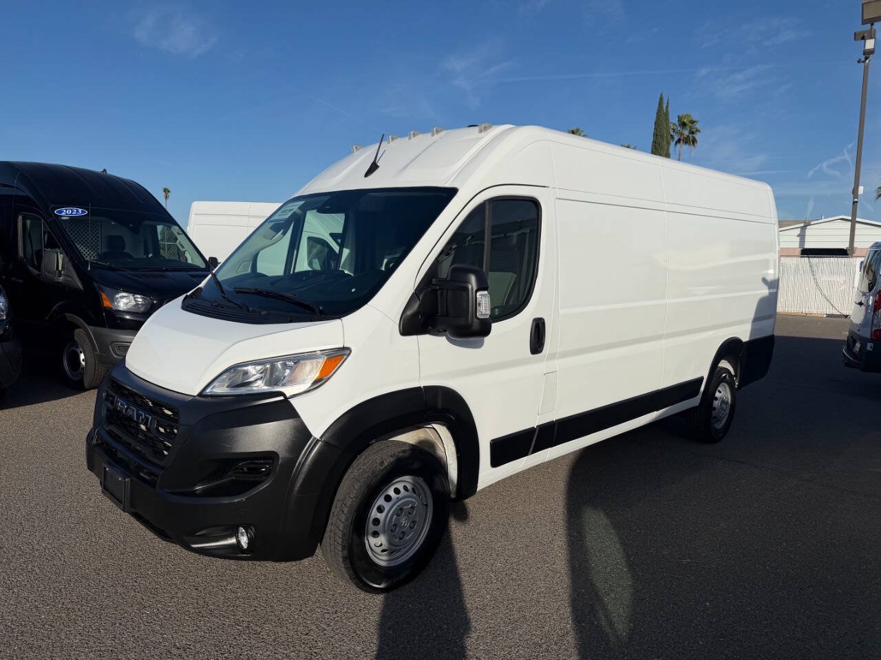 Used 2025 RAM ProMaster 3500 w/ Convenience Group FWD image 4