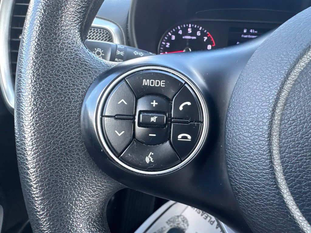 Used 2020 Kia Soul LX FWD image 15