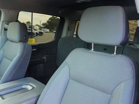 Used 2023 Chevrolet Silverado 1500 Custom RWD image 17