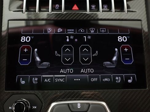 Used 2022 Lamborghini Urus image 52