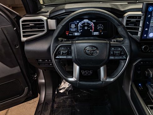 Used 2025 Toyota Tundra Limited image 14