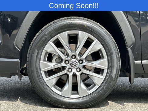 Used 2023 Toyota RAV4 XLE Premium FWD image 26