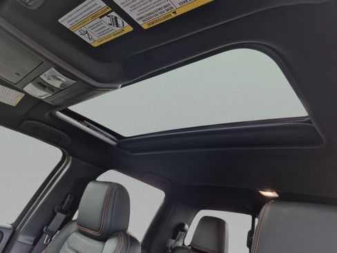 New 2026 Nissan Frontier PRO-4X w/ Pro Premium Package AWD/4WD image 22