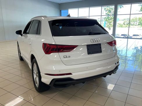 Used 2023 Audi Q3 2.0T Premium w/ Convenience Package AWD/4WD image 5
