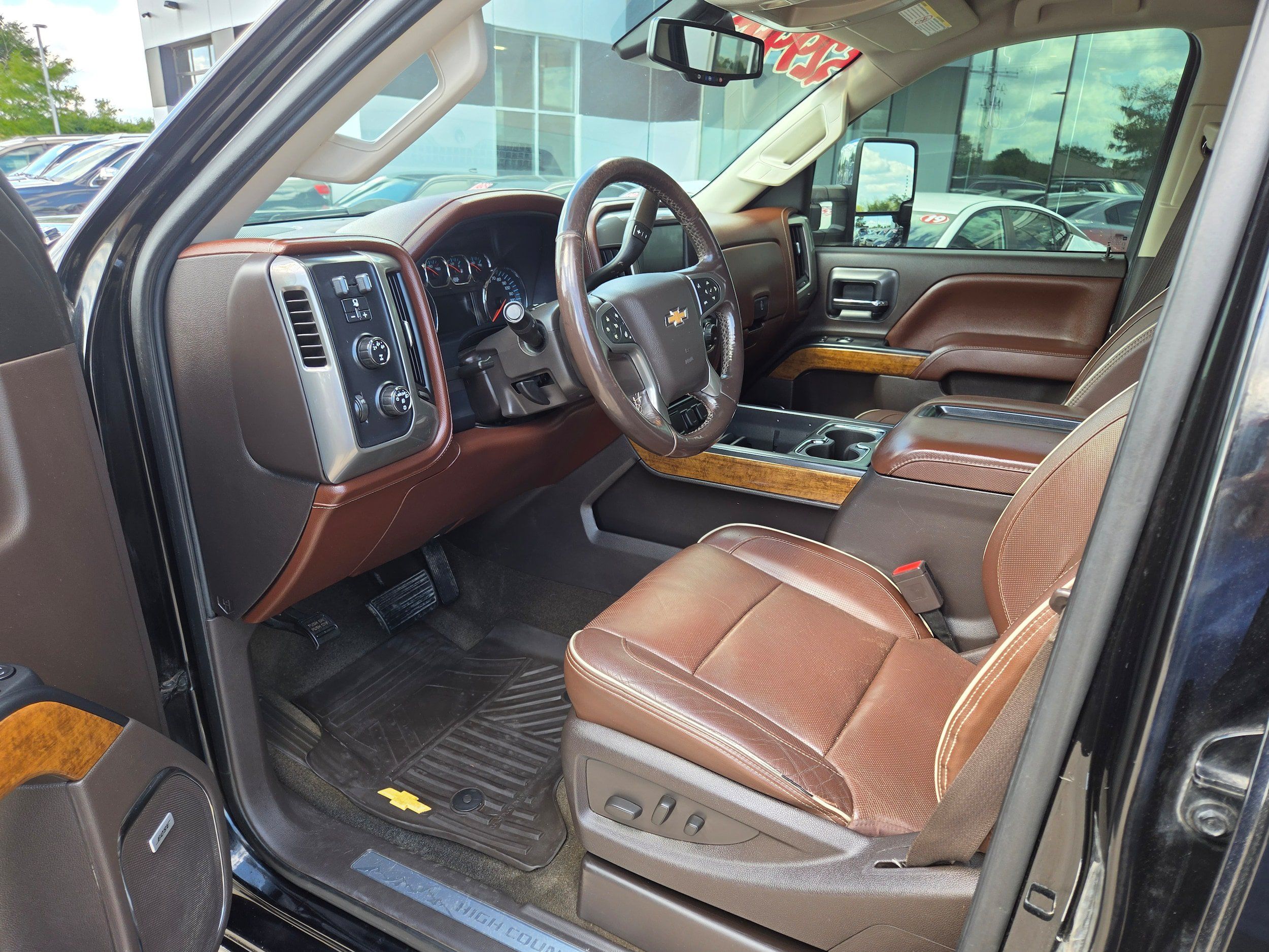 Used 2015 Chevrolet Silverado 3500 High Country w/ Duramax Plus Package AWD/4WD image 6