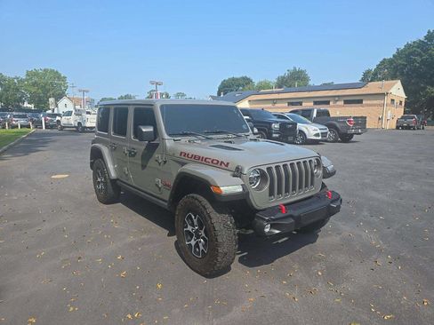 Used 2021 Jeep Wrangler Unlimited Rubicon AWD/4WD image 3